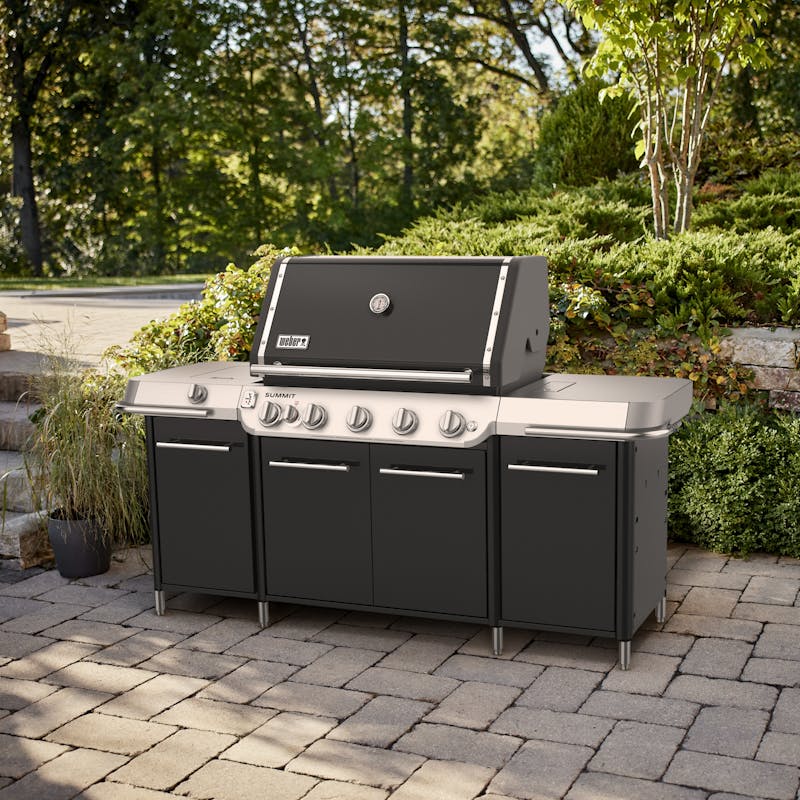 Weber Summit GC38 E 5 Burner Gas Grill Center Black