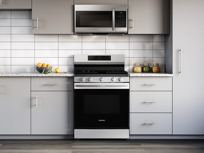 Samsung 6.0 cu. ft. Smart Freestanding Gas Range with 18K BTU Dual Power Burner & Self Clean in Stainless Steel