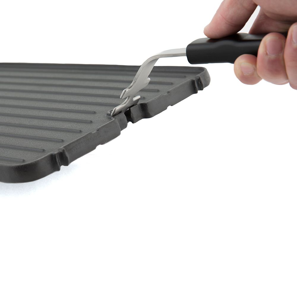 Broil King Cast Iron Griddle for Porta-Chef 320 Grill 11237