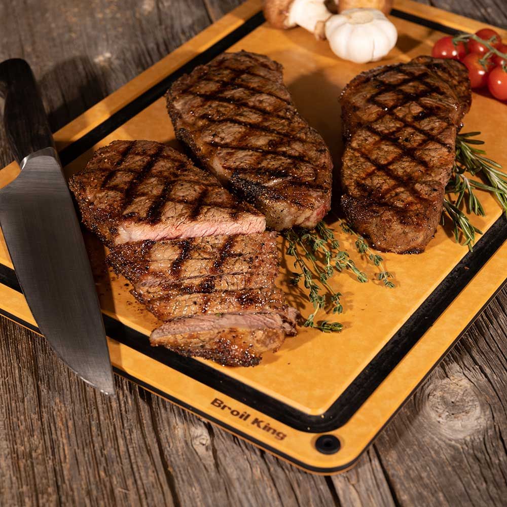Broil King Wood Fiber Cutting and Serving Board 68422