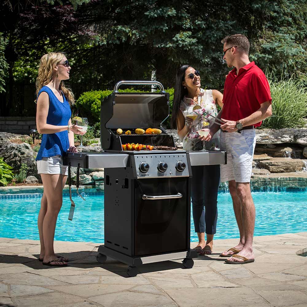 Broil King Baron 320 Pro 3-Burner Gas Grill