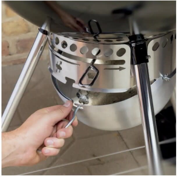 Weber 22" Master-Touch Charcoal Grill