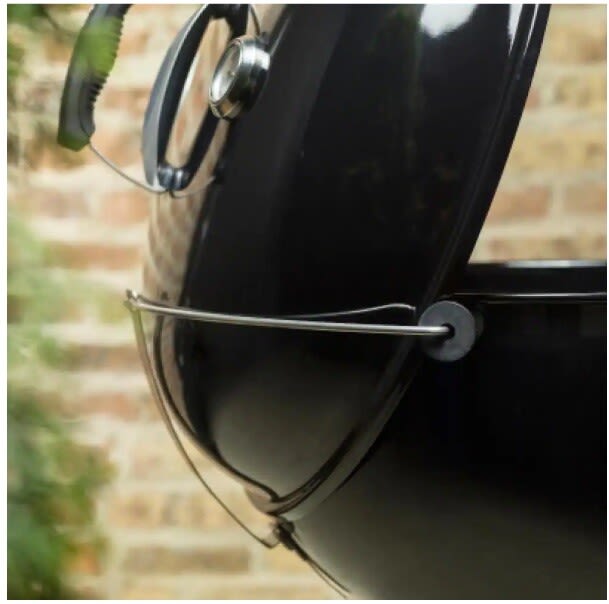 Weber 22" Master-Touch Charcoal Grill