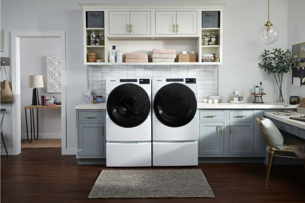 Whirlpool 7.4 Cu. Ft. Gas Wrinkle Shield Dryer with Steam - White